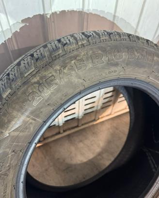 Gomme ottime invernali 215/55 R16