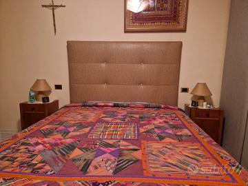 letto matrimoniale in Ecopelle con swaroski 