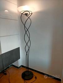 Piantana in ferro battuto