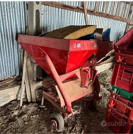 Spandiconcime capienza 400 litri