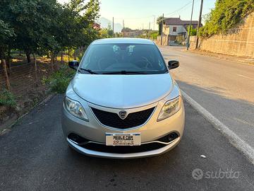 Lancia Ypsilon 1.2 Gpl 69CV 5 porte Ecochic Gold