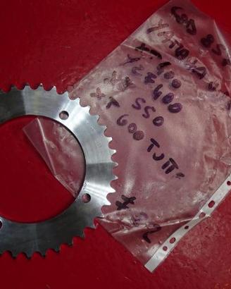 CORONA PIGNONE YAMAHA