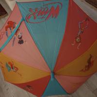 Winx ombrello + Winx Puzzle + capotto x pioggia