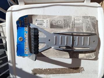 Gancio porta bici da muro per 1 bicicletta