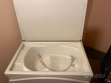 Cassettiera-fasciatoio