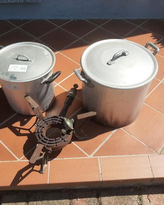 Pentole e fornello per conserve