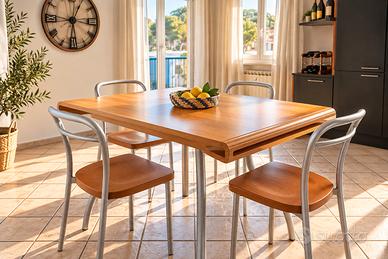 Tavolo da cucina allungabile + sedie 