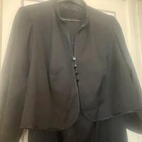 Completo, vestito e giacchino nero fresco di lana