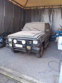 NISSAN PATROL TR260 3300 1988
