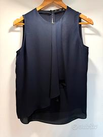 Top- blusa smanicata blu navy del  Mango,