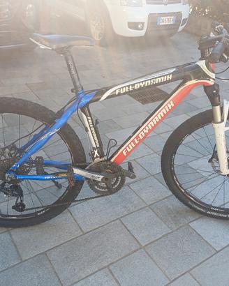 MTB in Carbonio per ragazzo da 26"