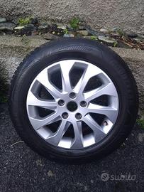 Cerchi+gomme 4stagioni Goodyear 16’