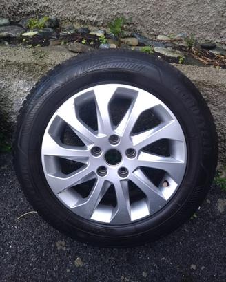 Cerchi+gomme 4stagioni Goodyear 16’