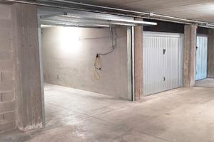 Garage 18 mq allo Stadio con presa elettrica