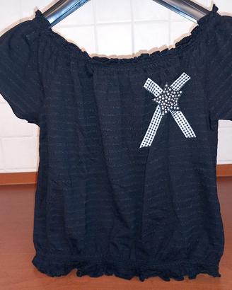 Blusa nera estiva