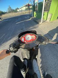 Aprilia sr 150 2t