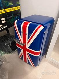 Frigorifero piccolo smeg 50x70 come nuovo