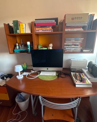 scrivania con mensole e comodino compreso