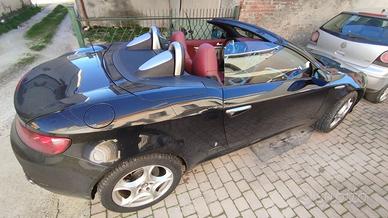 ALFA ROMEO SPIDER 939 2.4 JTDm
