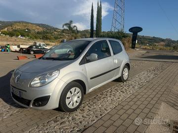 Renault Twingo 1.2 16V Initiale