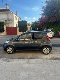Peugeot 107 2012 grigio scuro