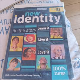 libro inglese NEW IDENTITY   