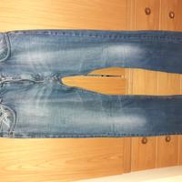 Pantaloni jeans