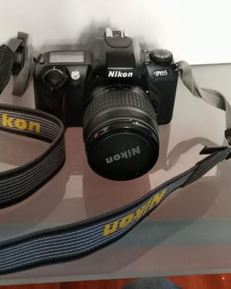 Nikon F65 Reflex Analogica + Obiettivo Nikon