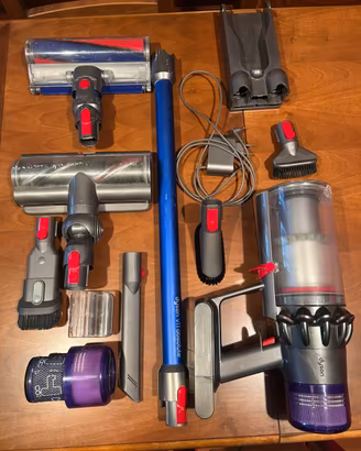 Dyson V11 Absolute