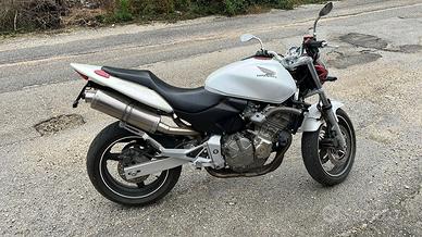 Honda hornet 600