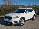 volvo-xc40-t2-business-finanziabile
