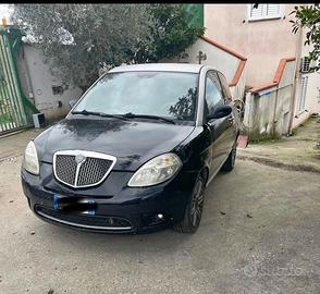 Lancia Y
