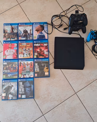 PS4 slim  leggere bene 