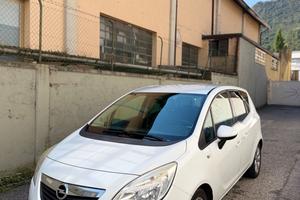Opel Meriva 1.3 CDTI 95CV ecoFLEX Cosmo