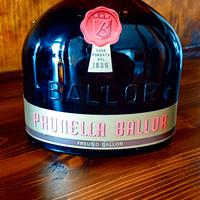 Bottiglia vintage Prunella Ballor