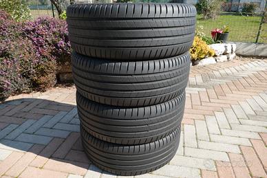 gomme estive Bridgestone 215\55\17