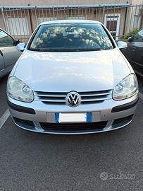 Volkswagen Golf serie 5 FSI 1.6 benzina