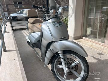 Scarabeo 200 cc