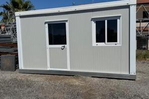 Monoblocco coibentato con Bagno nuovo