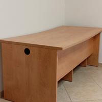 Grande scrivania da ufficio 