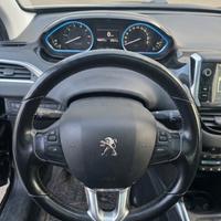 Peugeot 2008 1.2 Allure – Benzina/GPL – Full Optio