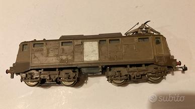 Locomotore Marklin 3035 da testare