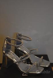 SANDALI CON BRILLANTINI