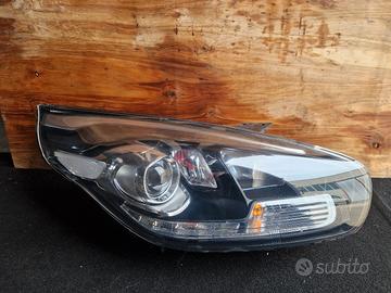 Kia Carens 2013-2019 faro dx con centralina 