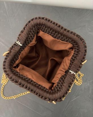 Pochette in filato 