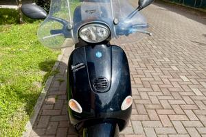 Vespa et4-gomme e sella nuove-38000km