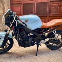 HONDA CBR 600F vero AFF4RE (cafe racer)