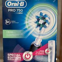 Oral-b  pro 750 spazzolino elettrico NUOVO