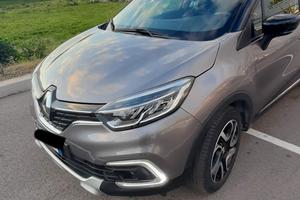 stupenda renault captur 