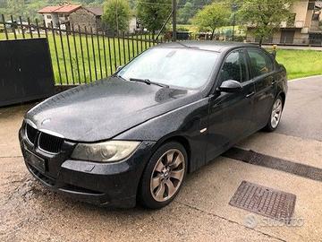 Ricambi BMW 320D berlina anno 2007 nera 1995cc TD